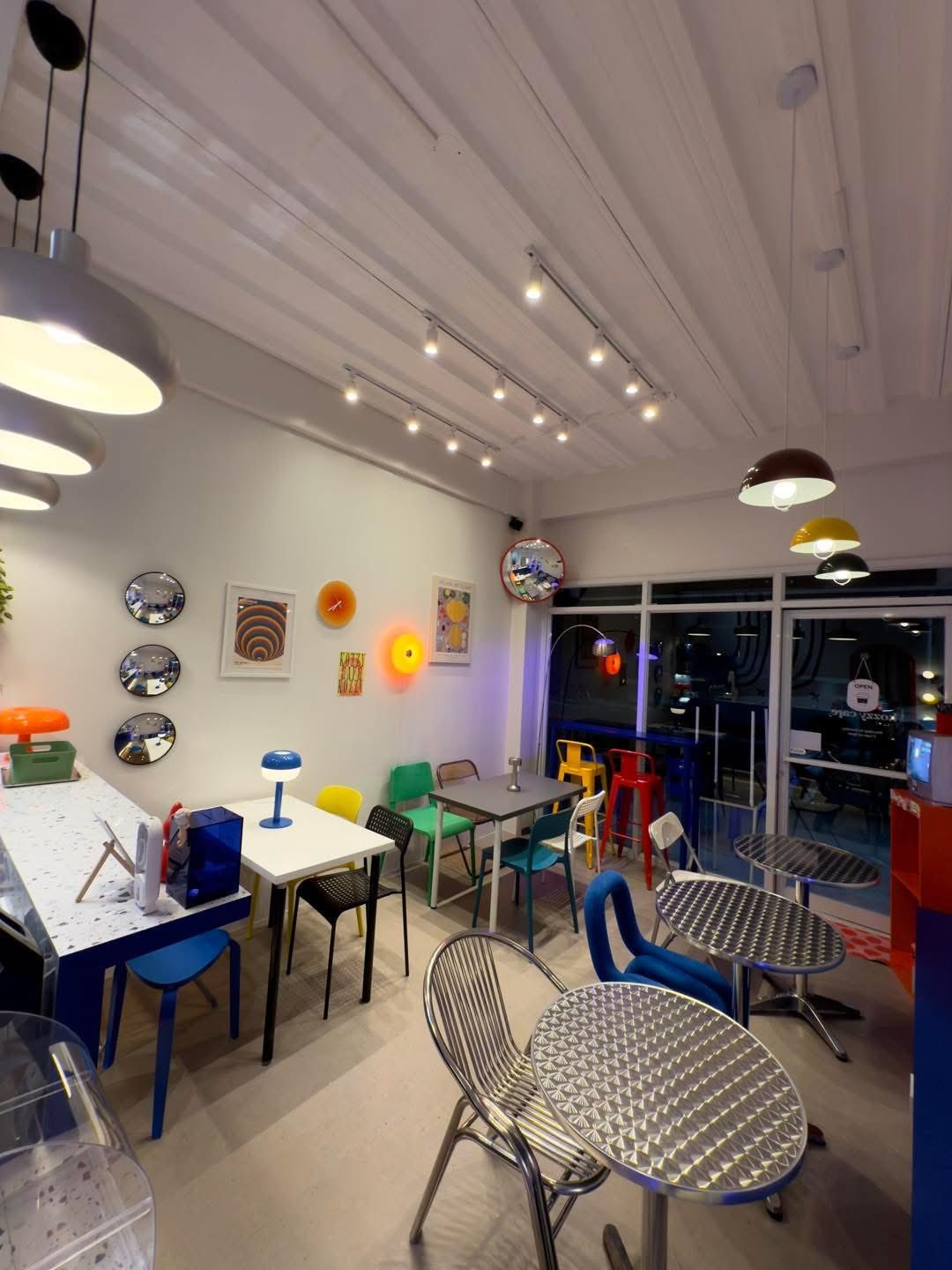 KOZY Cafe Interior 4